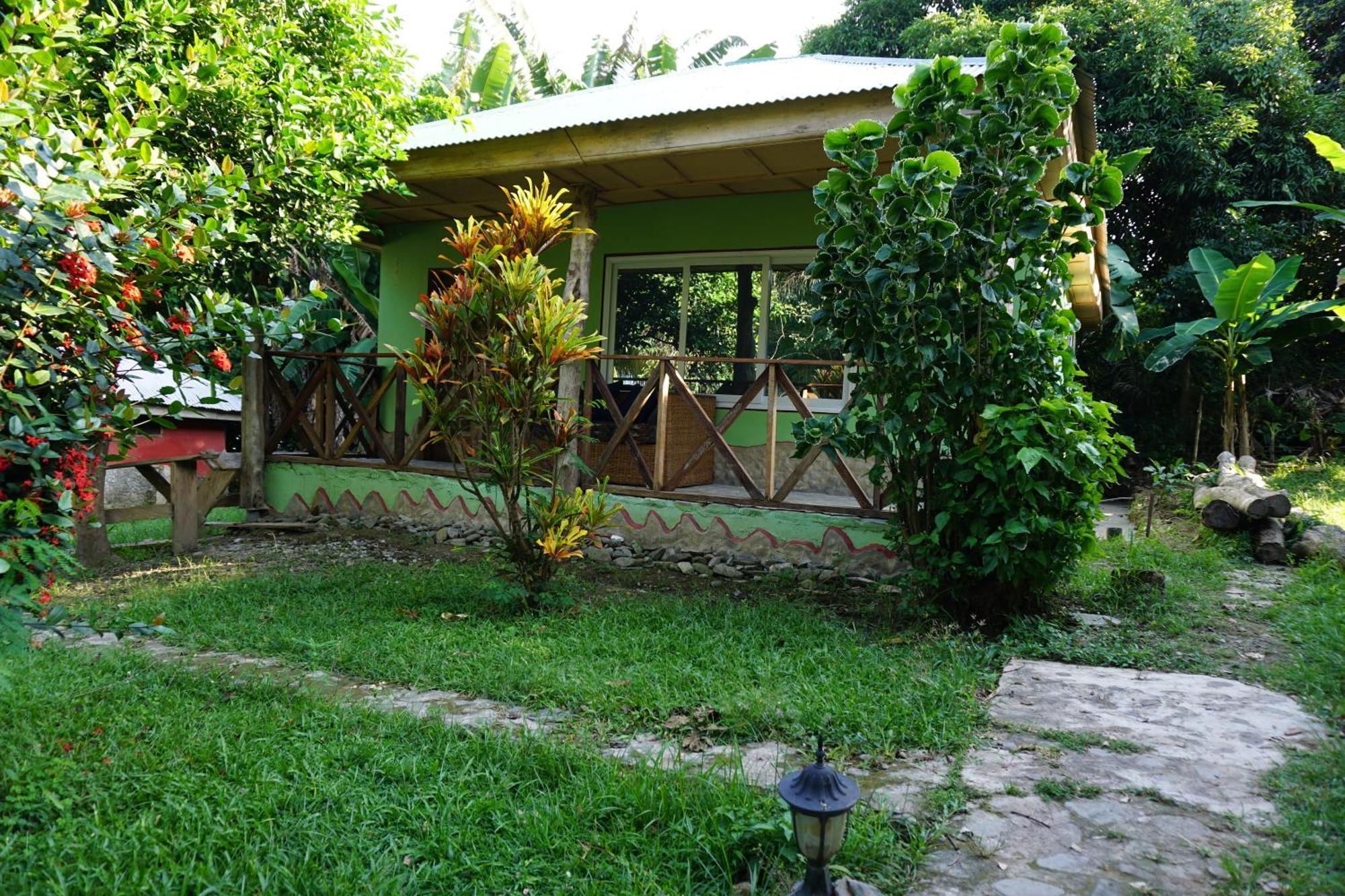 Cocoa Village Guesthouse Obo  Εξωτερικό φωτογραφία